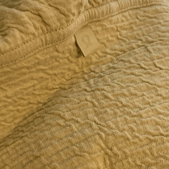 Lululemon Textured Dew/Lime Green Crewneck Pullover - Picture 6 of 6